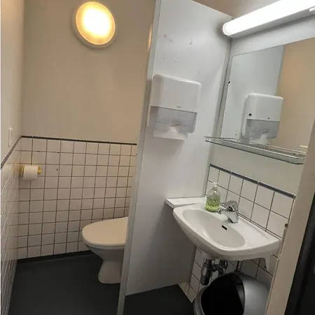 Office House Services 660 *